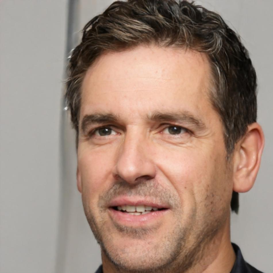 Instructor Hansol Kye with professional background